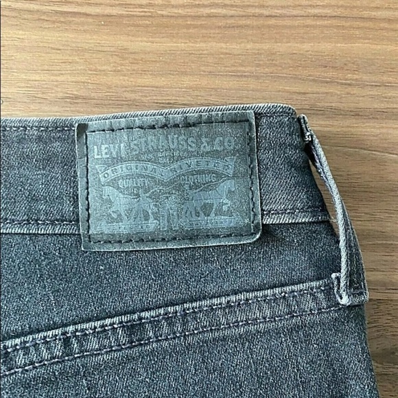 RARE Womens Levis 721 Jeans Sz 26 High Rise Skinny Ankle Black Denim Stud Flame - Picture 4 of 6